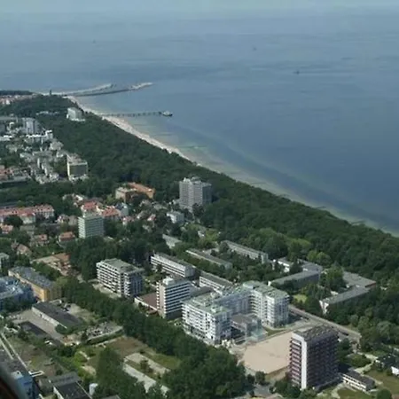 In Mit Terrasse Appartamento Kołobrzeg